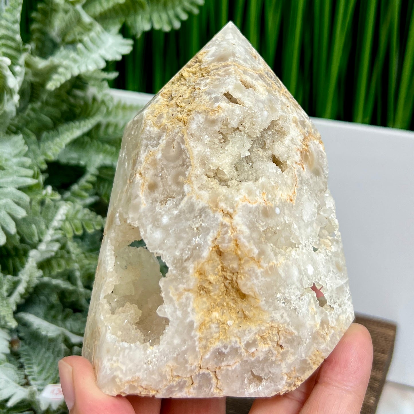 Agate Tower Geode Sparkly Healing Crystal Generator 341g