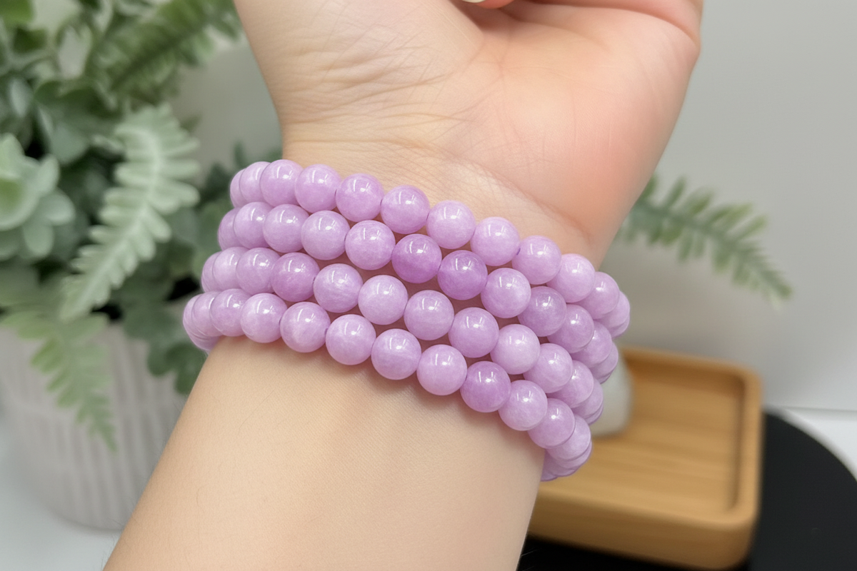 Kunzite Bracelets Elastic Wearable Crystal Gemstone 8-9mm Bead Size 16cm