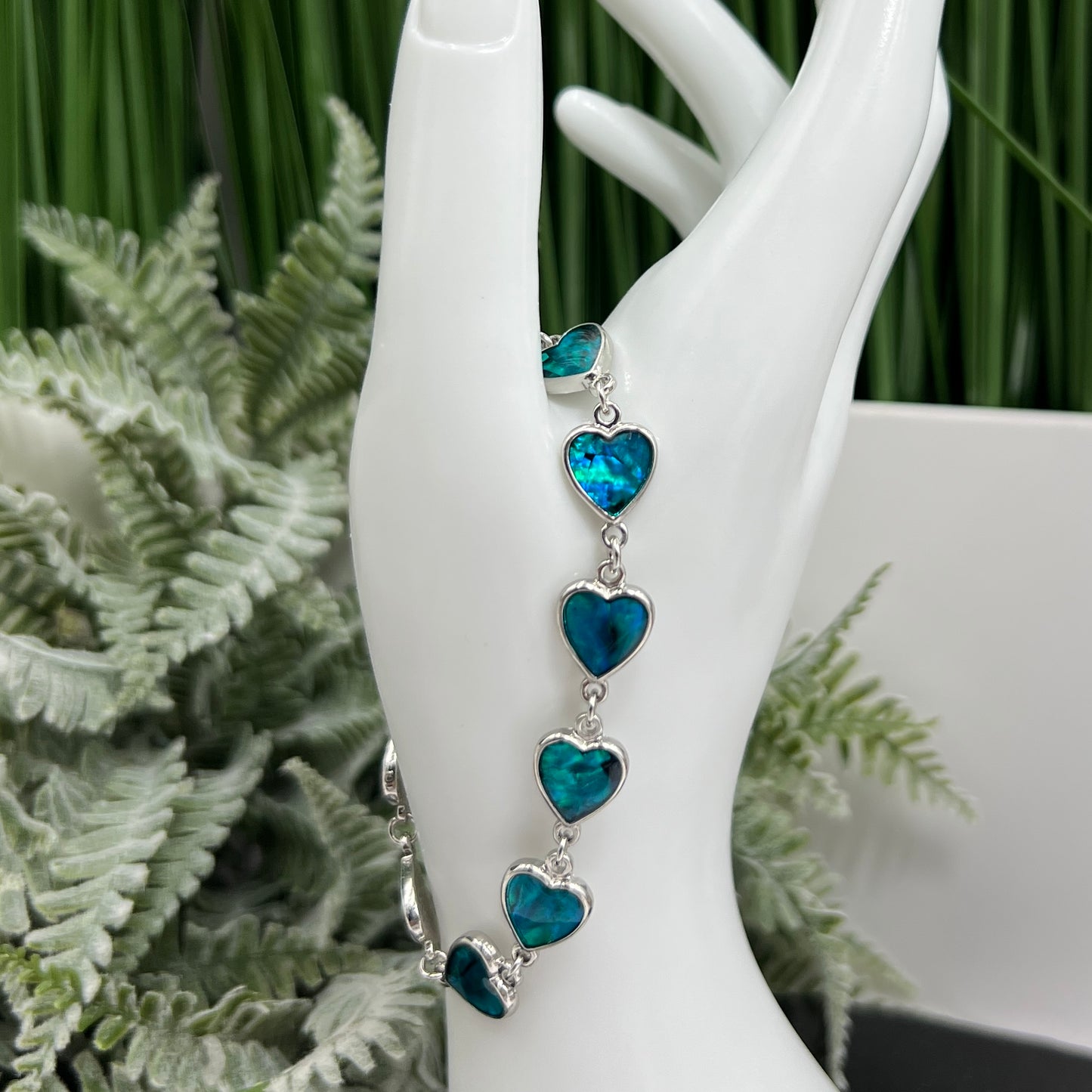 Abalone Shell Heart Shaped Bracelet Wearable Crystals Gemstones 20cm