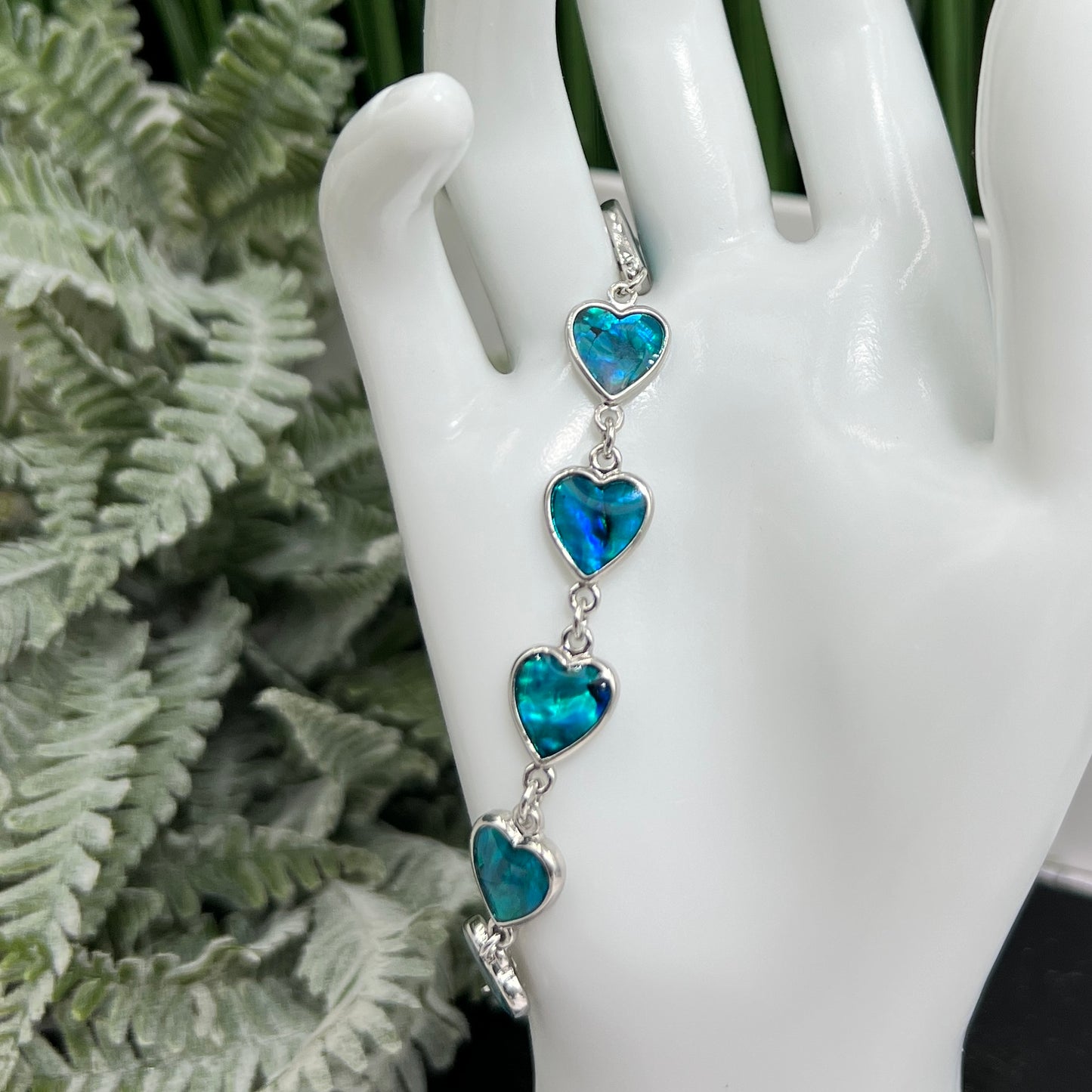 Abalone Shell Heart Shaped Bracelet Wearable Crystals Gemstones 20cm