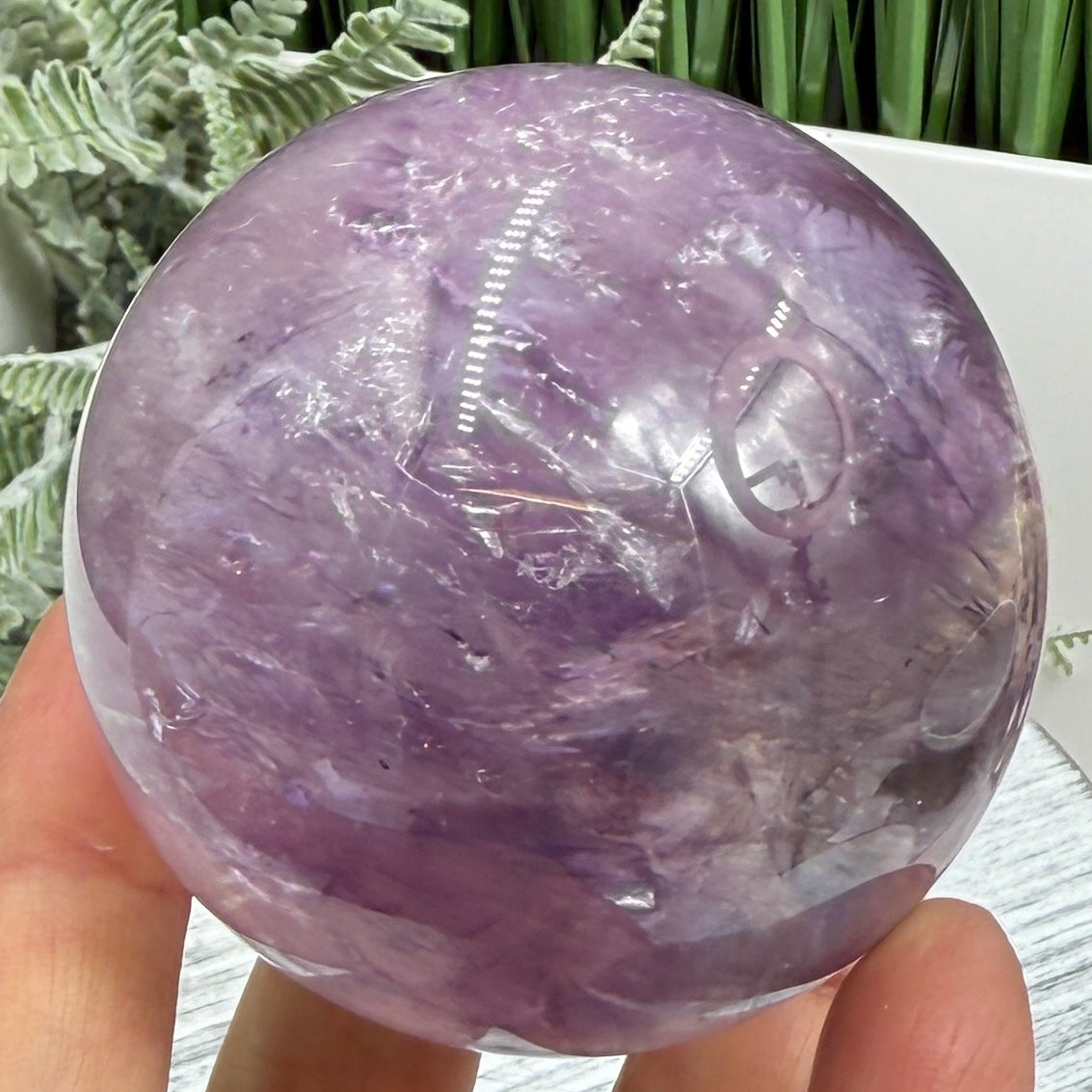 Amethyst Quartz Sphere Natural Stone for Spirituality Crystal Ball 391g 65mm