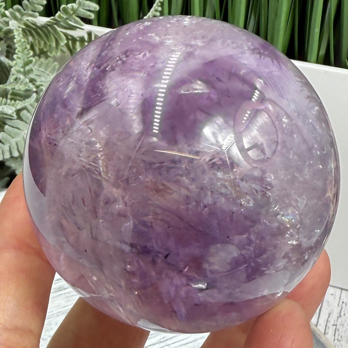 Amethyst Quartz Sphere Natural Stone for Spirituality Crystal Ball 391g 65mm
