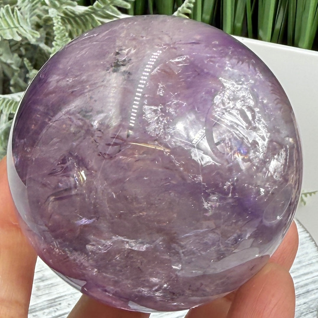 Amethyst Quartz Sphere Natural Stone for Spirituality Crystal Ball 391g 65mm