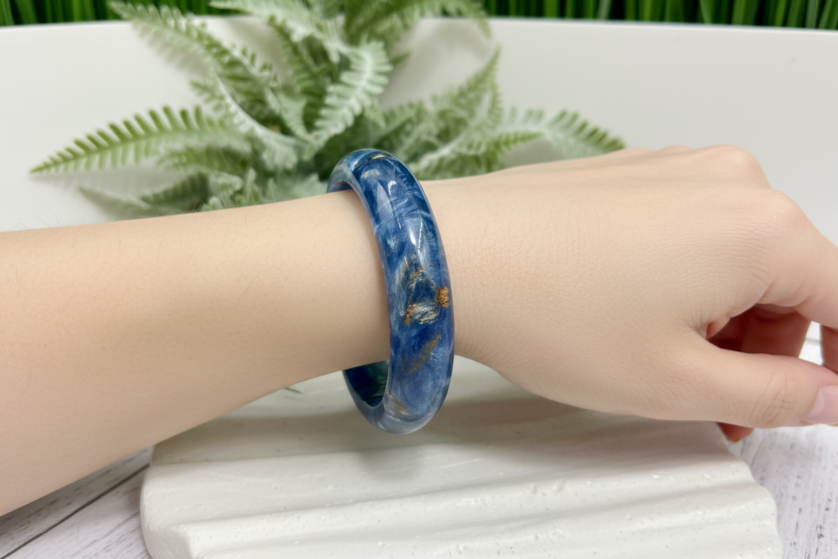 Blue Kyanite Mica Bangle High Quality RARE Crystal Jewellery 57mm Diameter