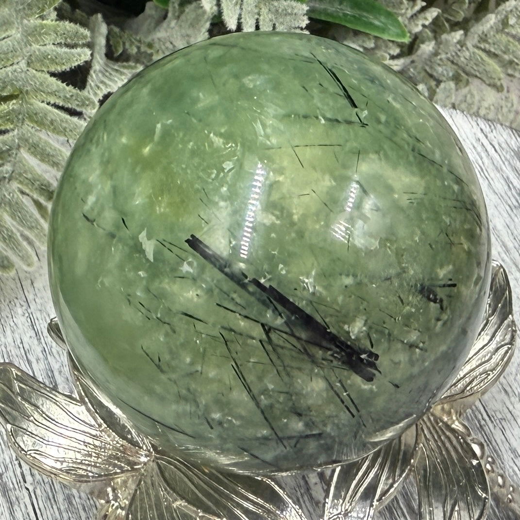 Prehnite with Epidote Sphere Healing Crystal Ball 262g 56mm