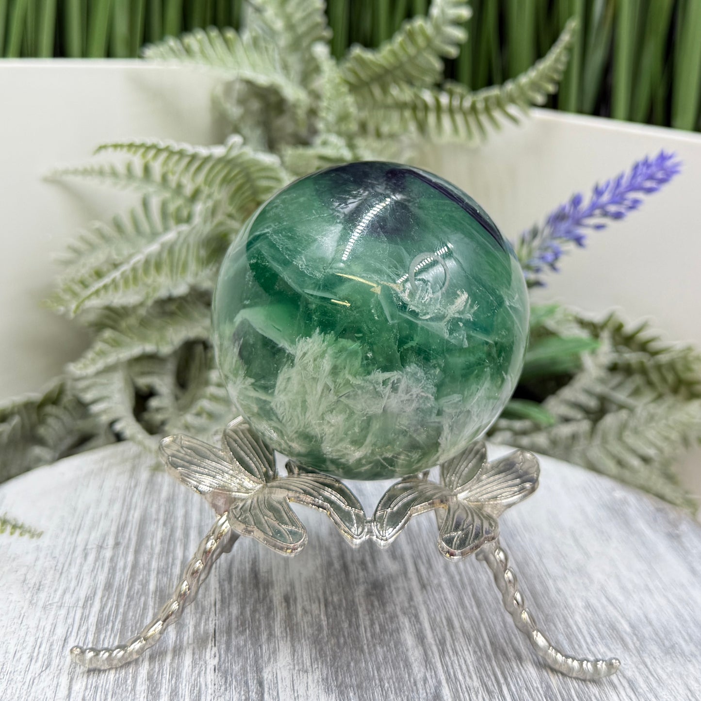 Snowflake Feather Fluorite Sphere Healing Crystal Ball 393g 62mm
