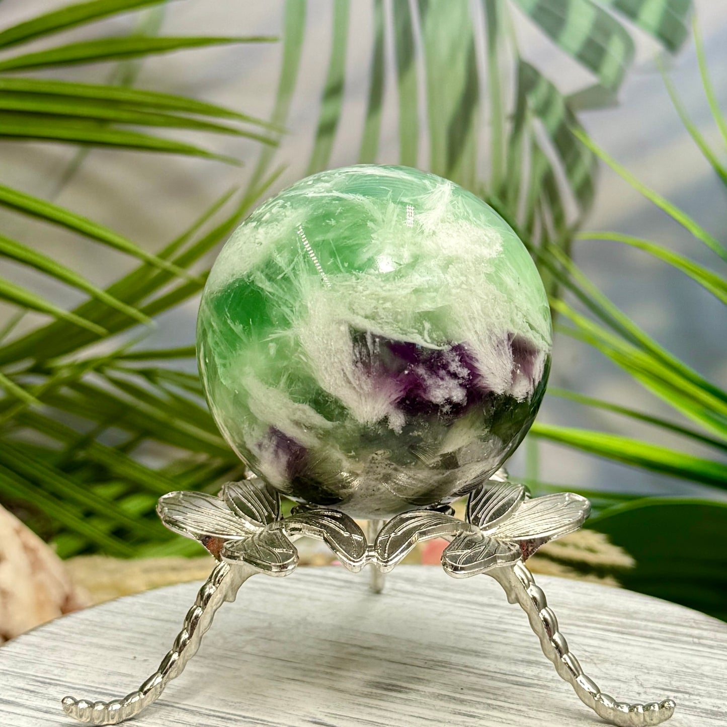 Snowflake Feather Fluorite Sphere Healing Crystal Ball 388g 62mm