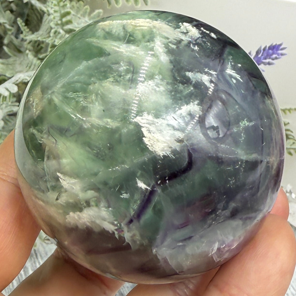 Snowflake Feather Fluorite Sphere Healing Crystal Ball 366g 60mm