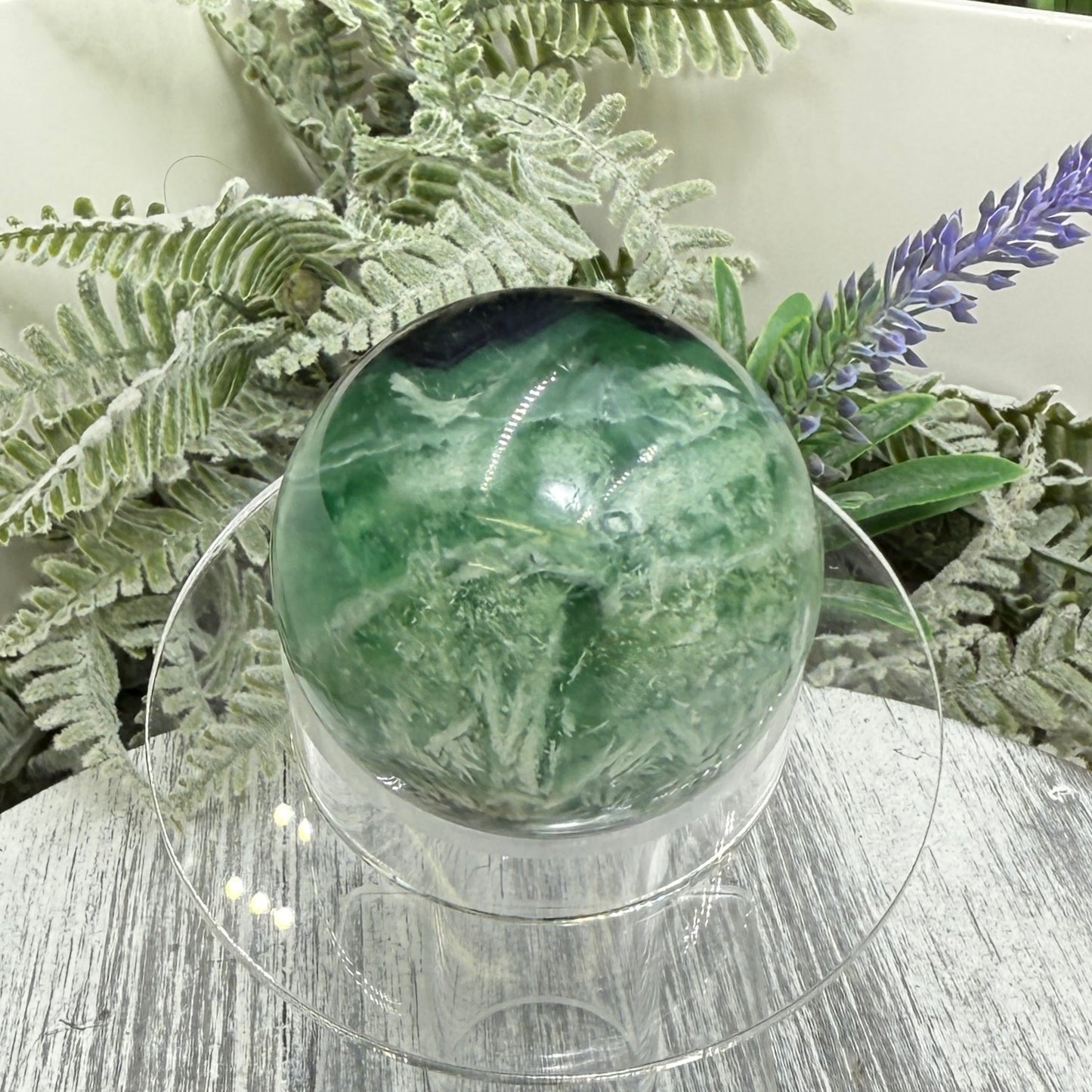 Snowflake Feather Fluorite Sphere Healing Crystal Ball 209g 50mm