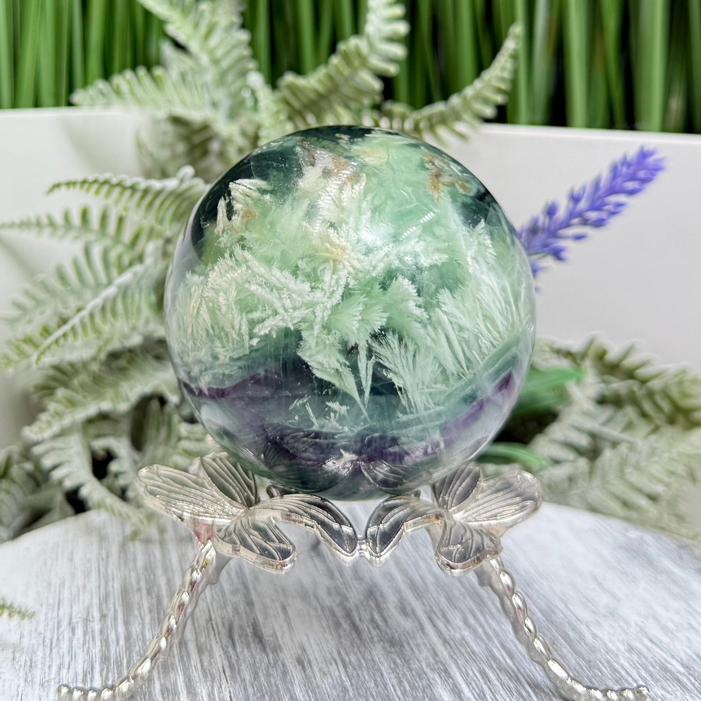 Snowflake Feather Fluorite Sphere Healing Crystal Ball 539g 69mm
