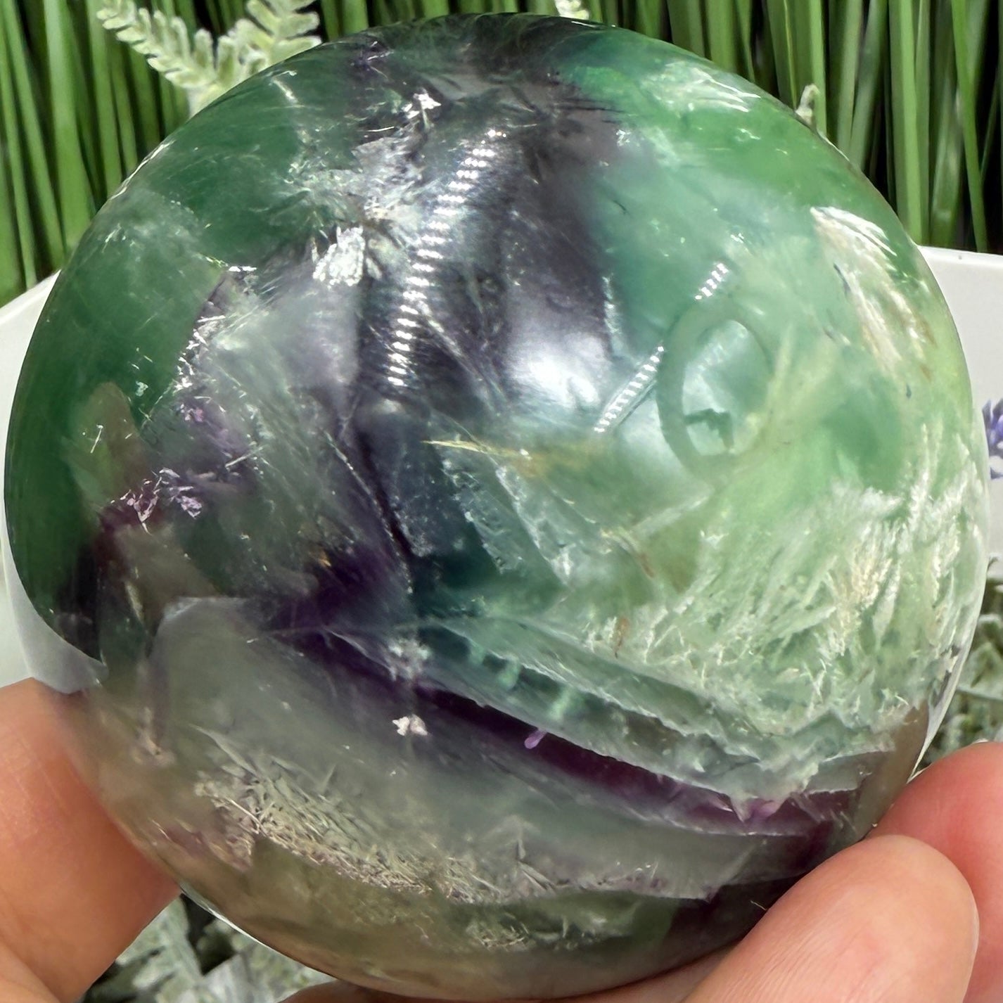 Snowflake Feather Fluorite Sphere Healing Crystal Ball 539g 69mm