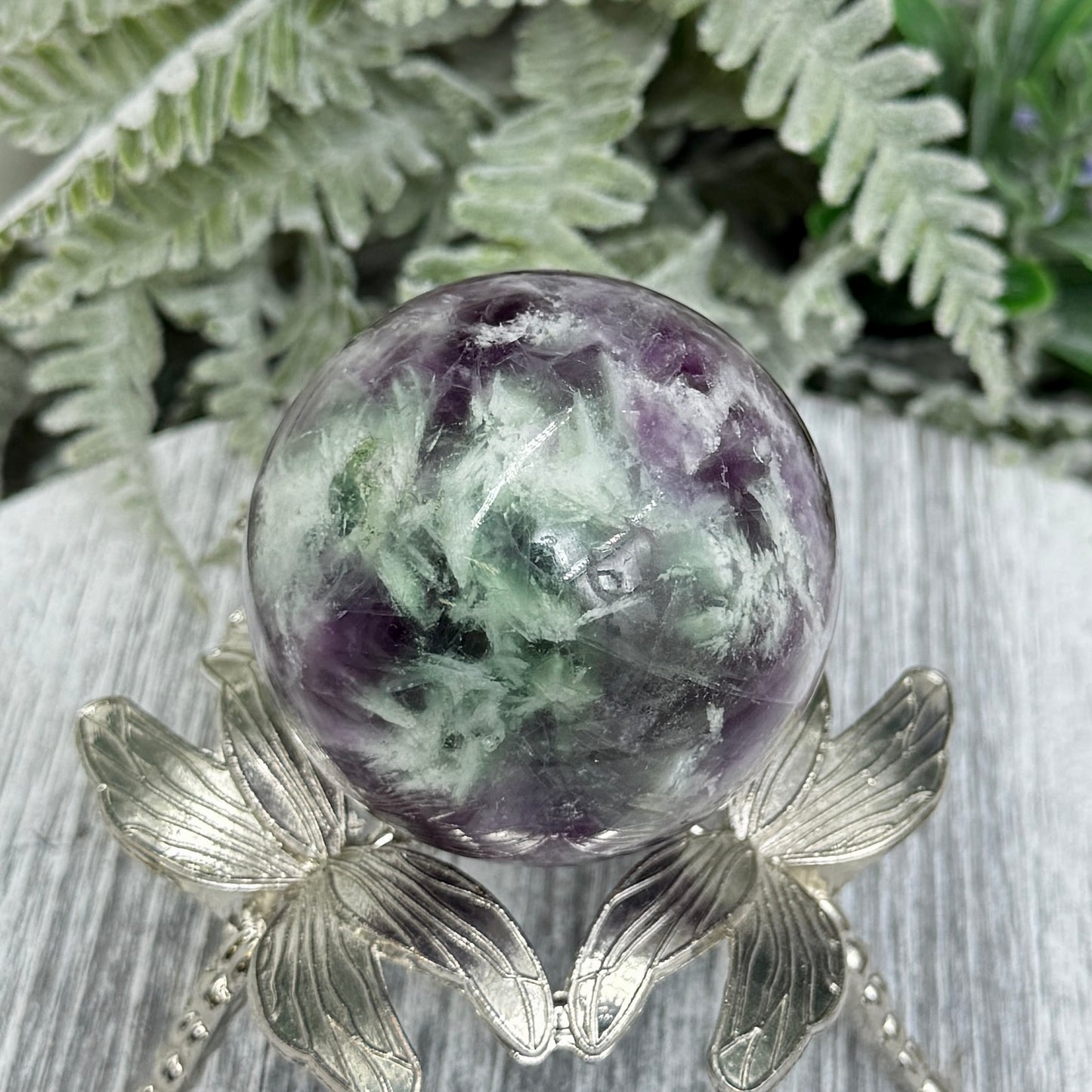 Snowflake Feather Fluorite Sphere Healing Crystal Ball 191g 49mm