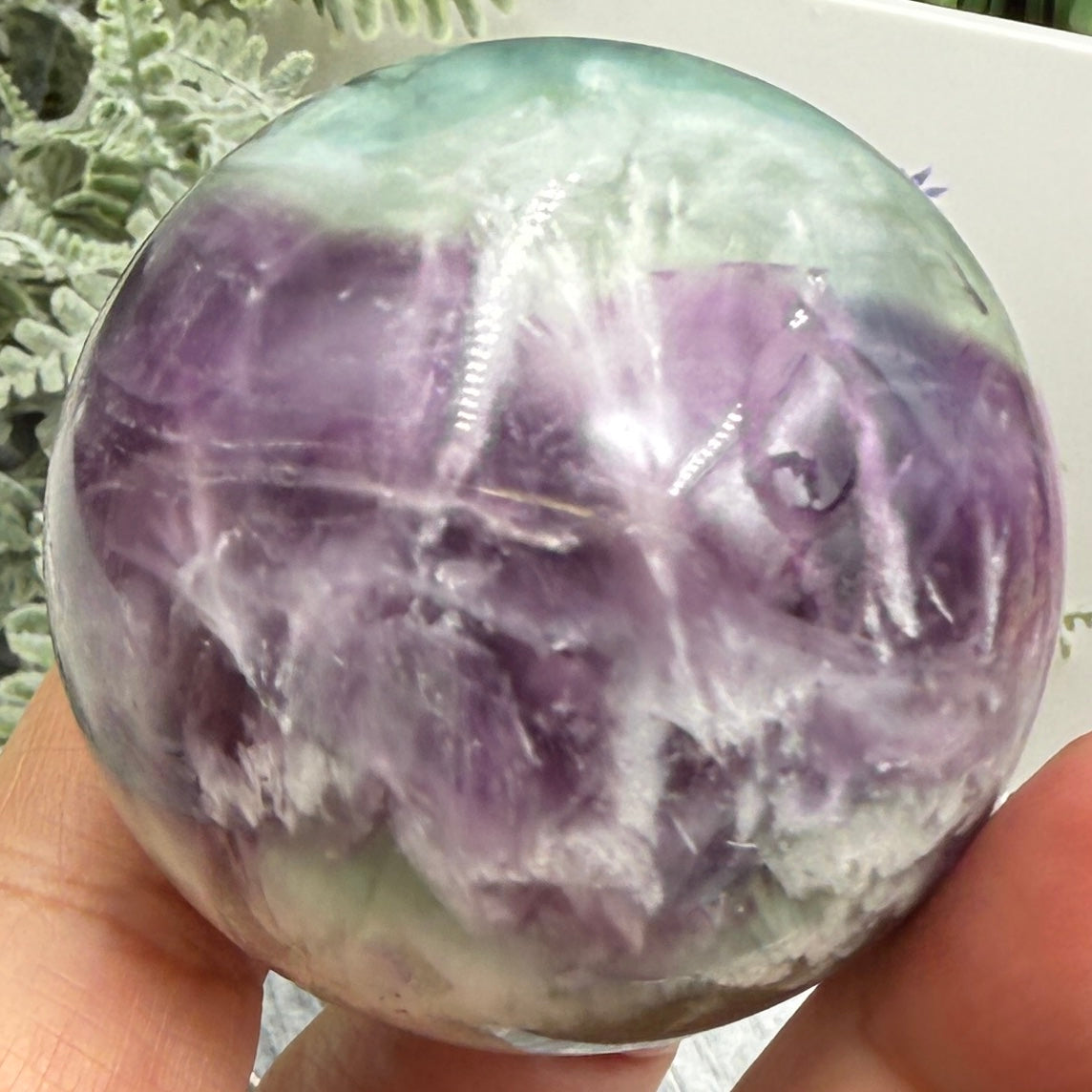 Snowflake Feather Fluorite Sphere Healing Crystal Ball 191g 49mm