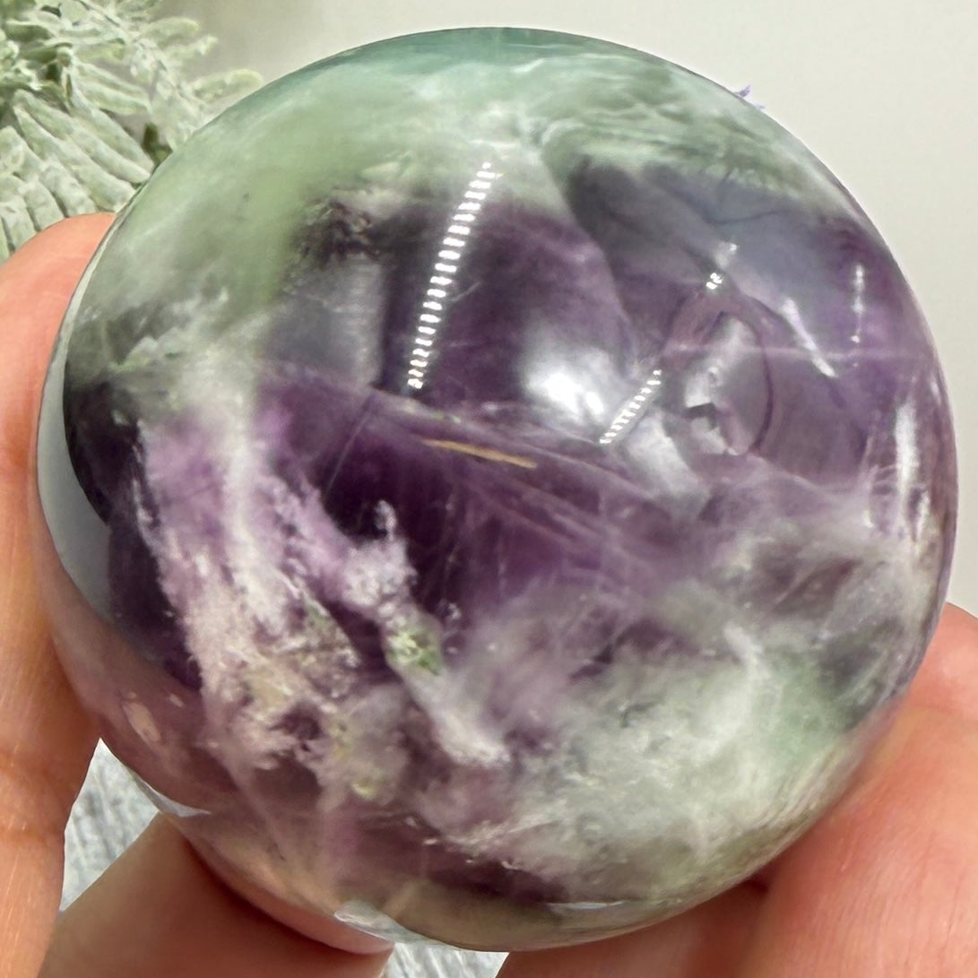 Snowflake Feather Fluorite Sphere Healing Crystal Ball 191g 49mm