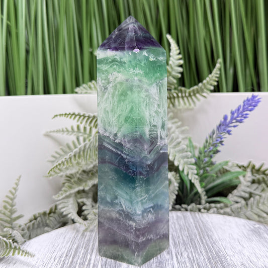 Snowflake Feather Fluorite Tower Healing Crystal Generator 356g 139mm