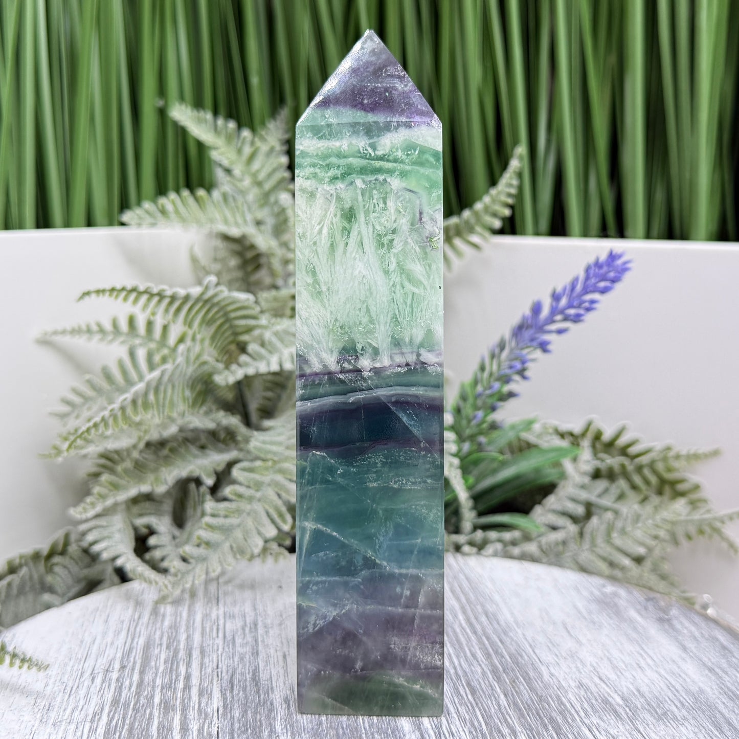 Snowflake Feather Fluorite Tower Healing Crystal Generator 356g 139mm