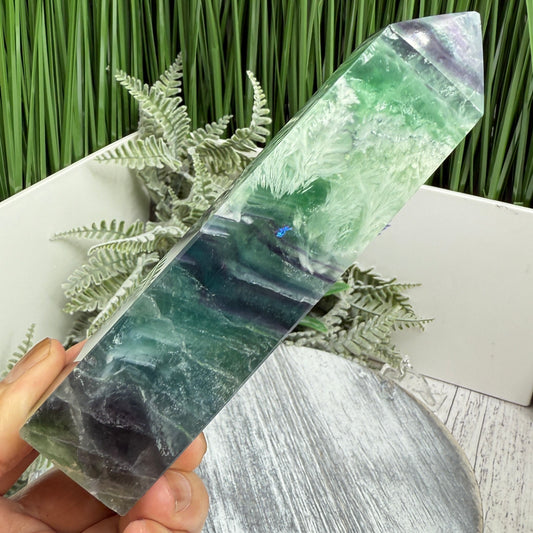 Snowflake Feather Fluorite Tower Healing Crystal Generator 356g 139mm