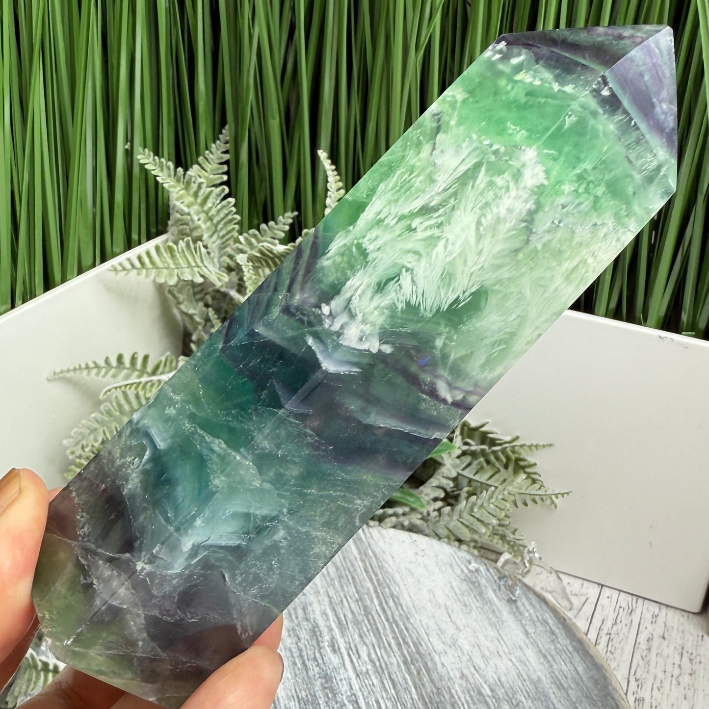 Snowflake Feather Fluorite Tower Healing Crystal Generator 356g 139mm