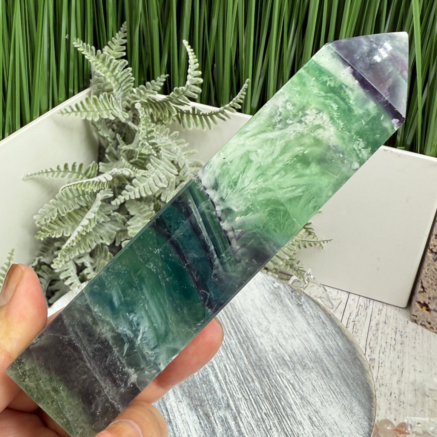 Snowflake Feather Fluorite Tower Healing Crystal Generator 356g 139mm