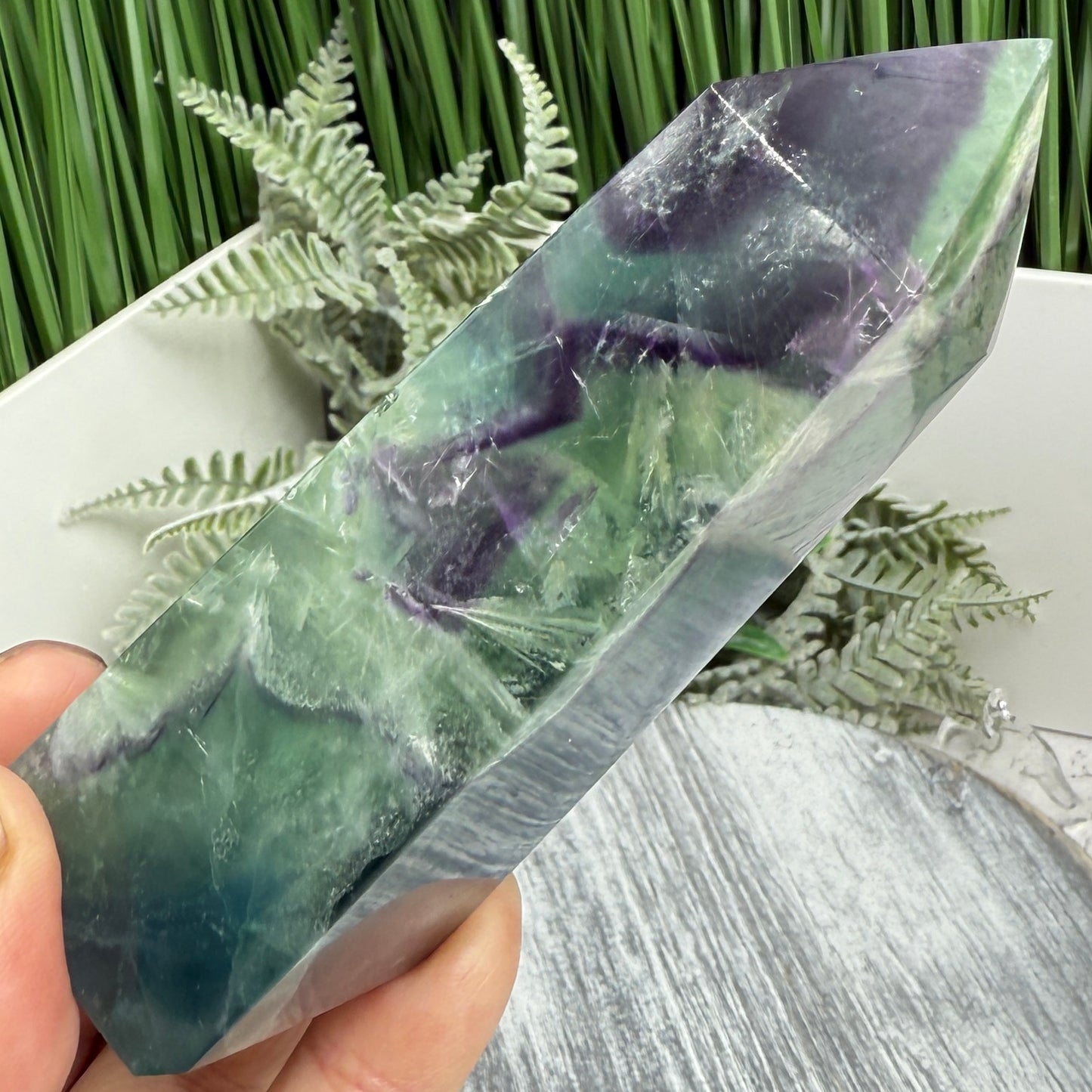 Snowflake Feather Fluorite Tower Healing Crystal Generator 249g 104mm