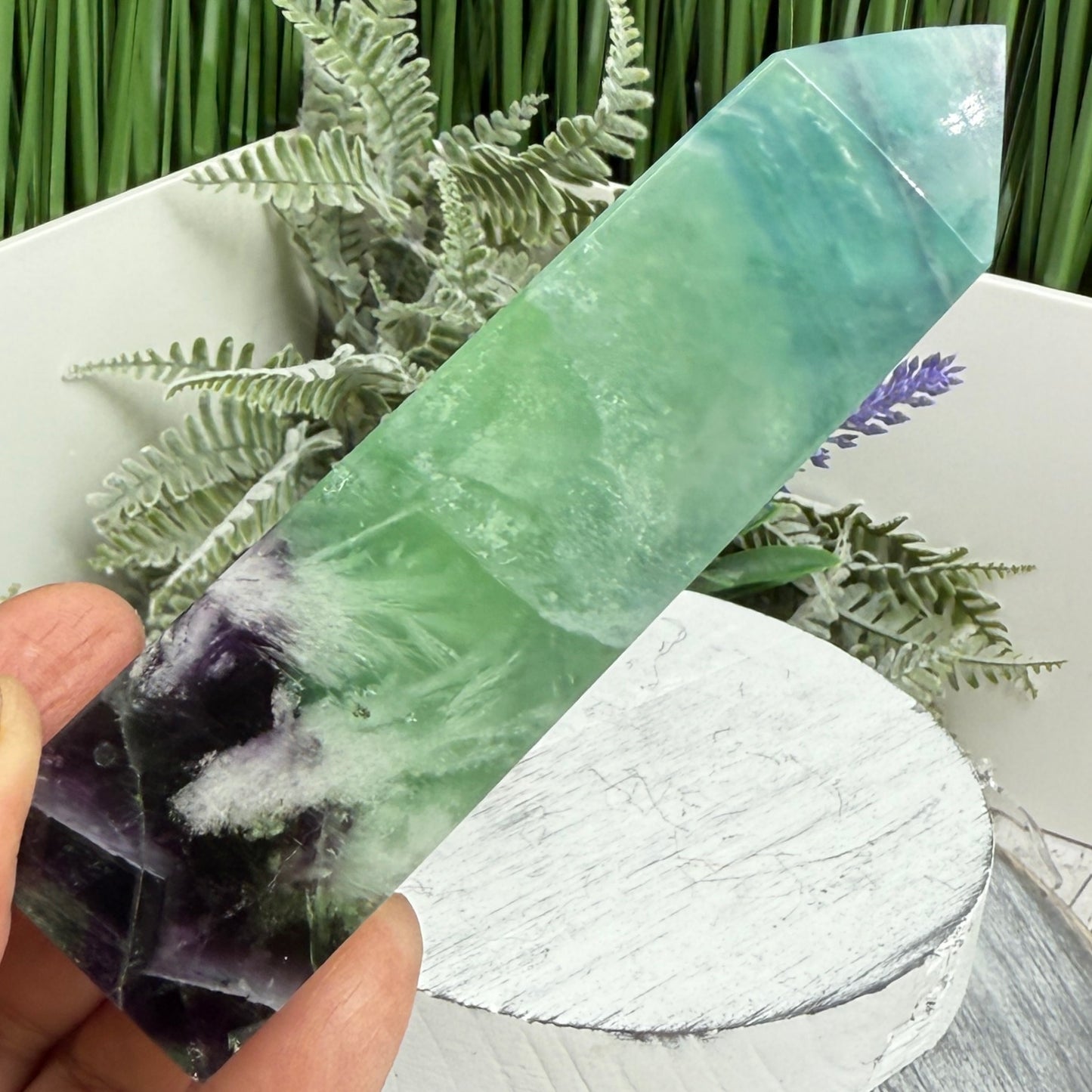 Snowflake Feather Fluorite Tower Healing Crystal Generator 195g 104mm