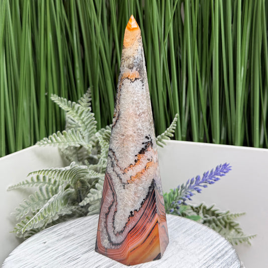 Sardonyx Red Onyx Quartz Tower Healing Crystal Generator 261g 156mm