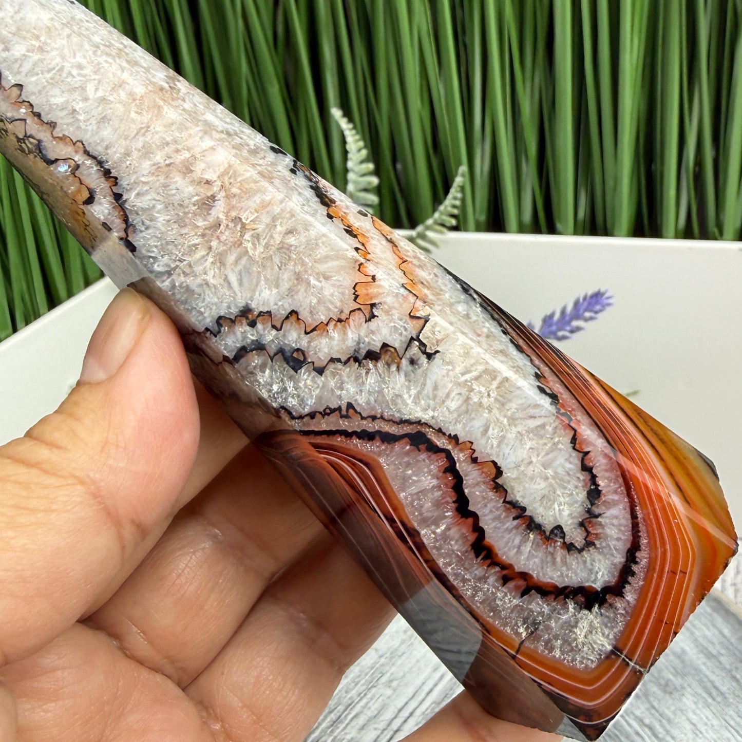 Sardonyx Red Onyx Quartz Tower Healing Crystal Generator 261g 156mm