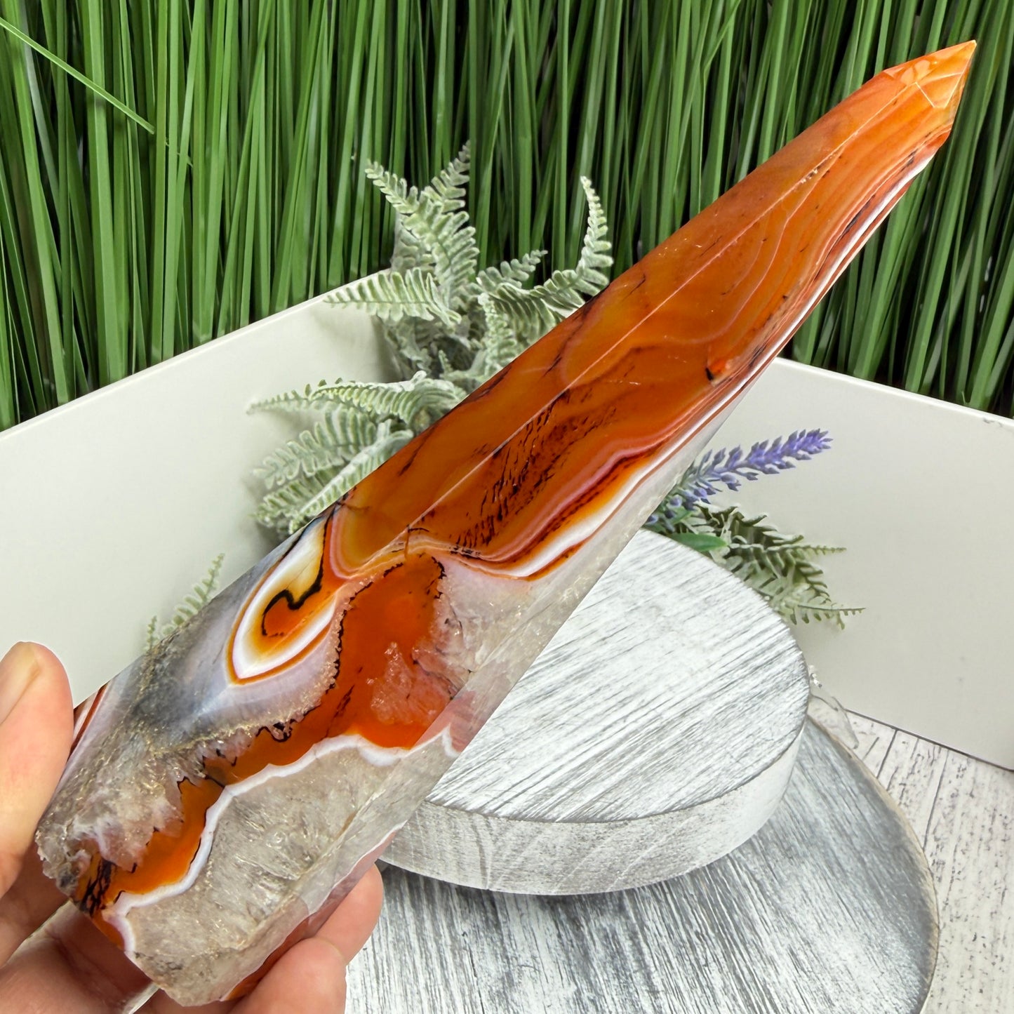 Sardonyx Red Onyx Quartz Tower Healing Crystal Generator 287g 165mm
