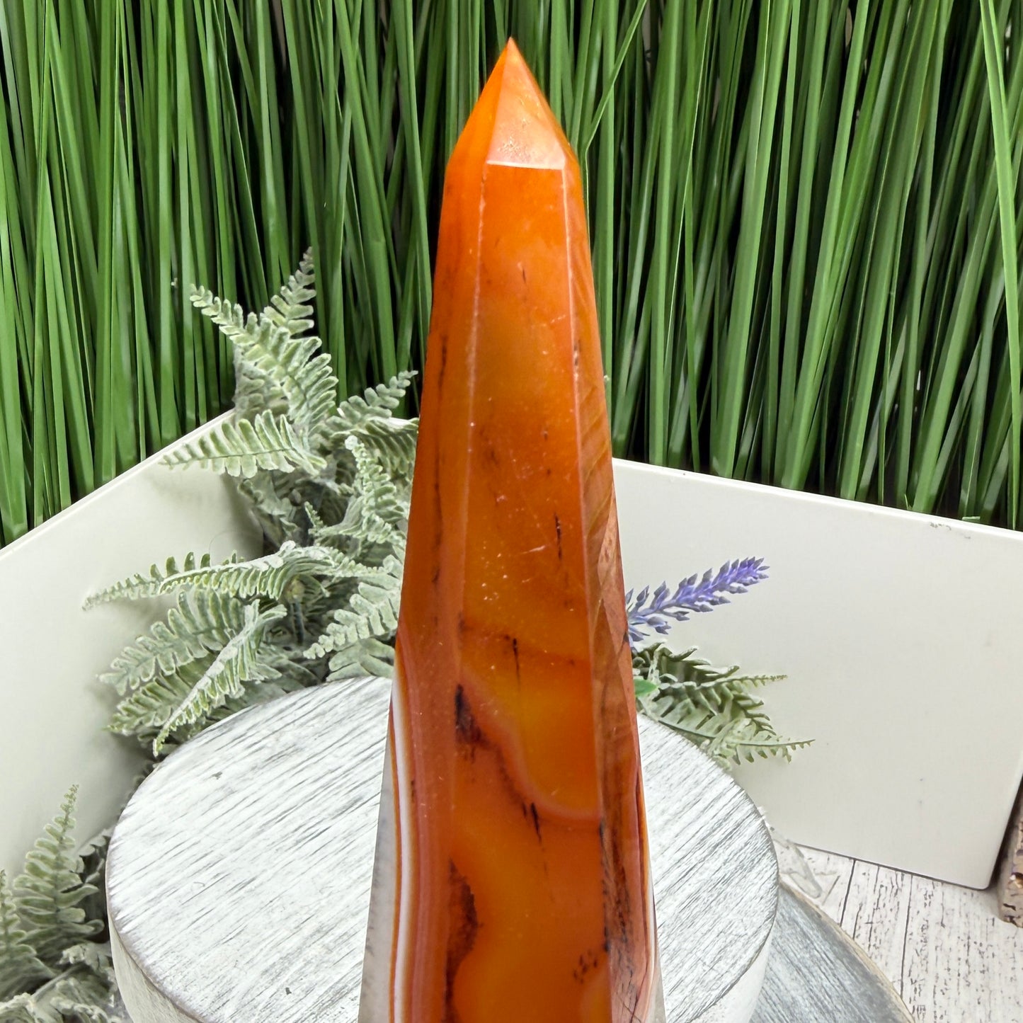 Sardonyx Red Onyx Quartz Tower Healing Crystal Generator 287g 165mm