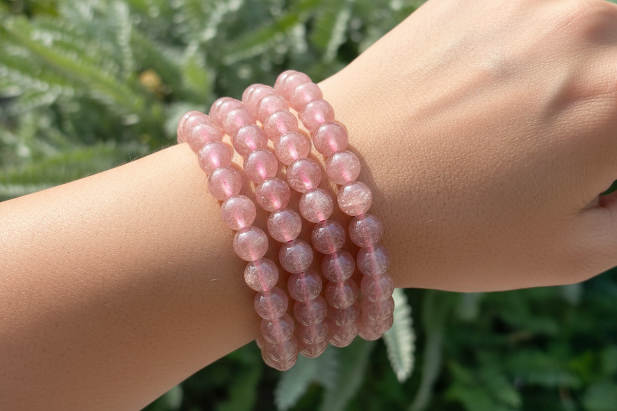 Red Strawberry Quartz Crystals Bracelets Wearable Gemstones Elastic 8mm Beads 16cm