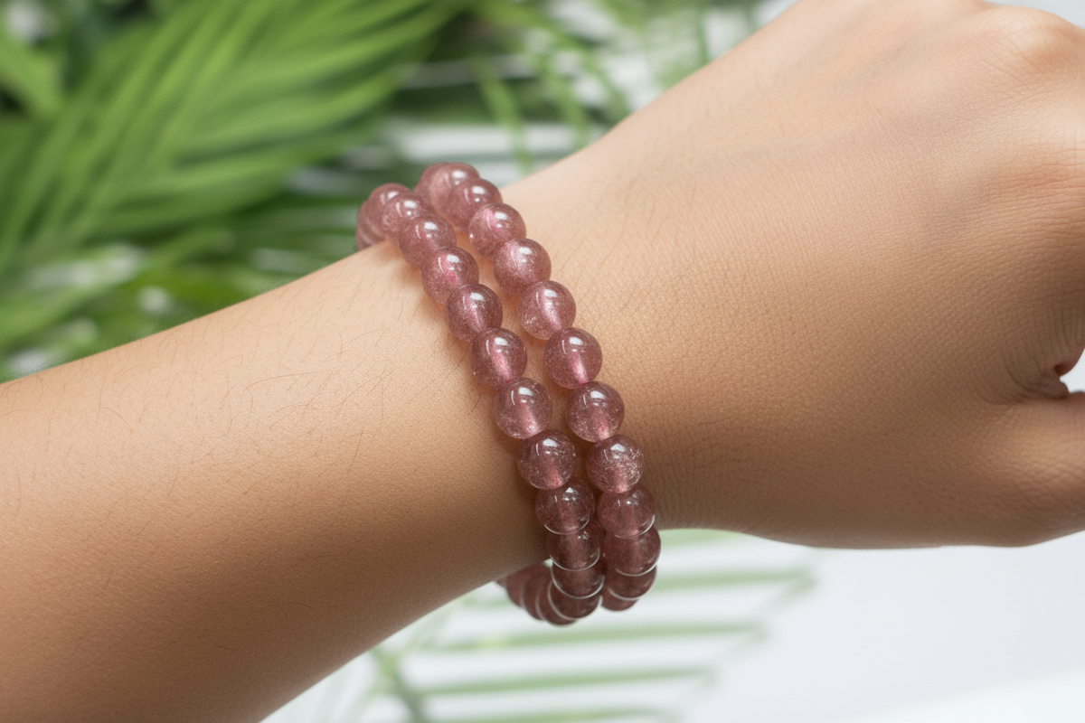 Red Strawberry Quartz Crystals Bracelets Wearable Gemstones Elastic 8mm Beads 16cm