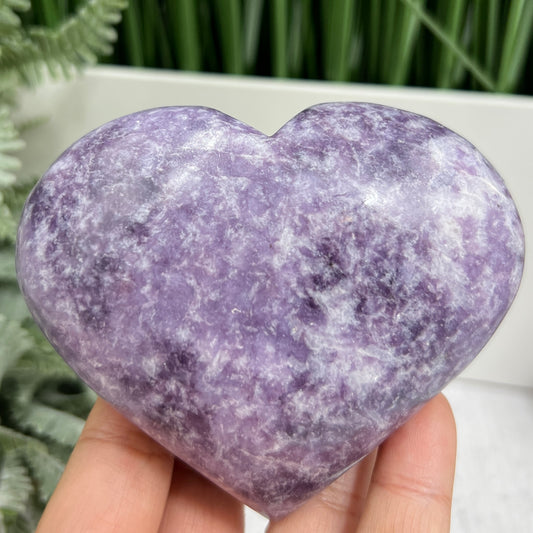 Lepidolite Purple Mica Heart Large Crystal Carving 434g