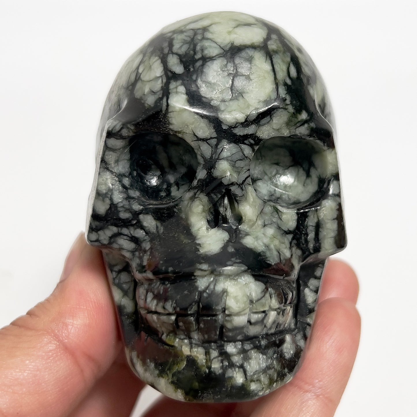 Jade Skull Healing Crystal Carving 462g
