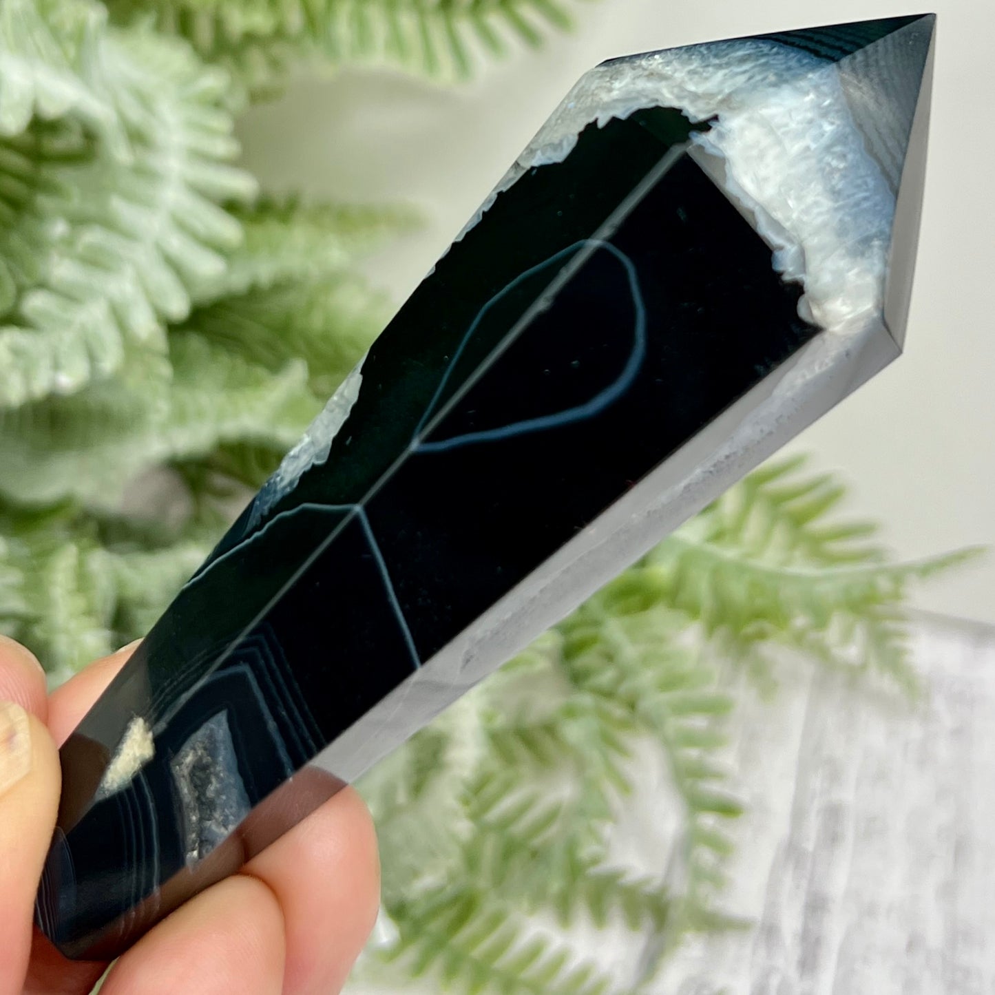 Black Agate Quartz Wand with Stand Healing Crystal Carving 85g 93mm
