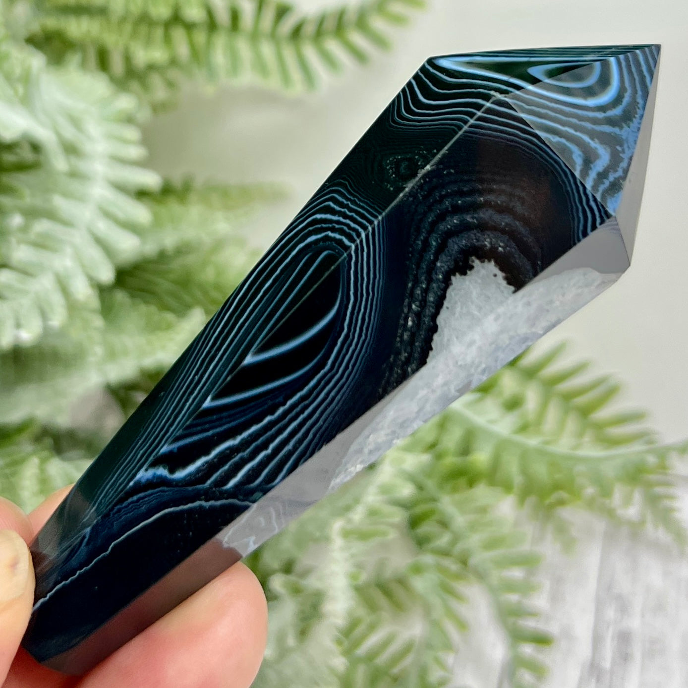 Black Agate Quartz Wand with Stand Healing Crystal Carving 85g 93mm