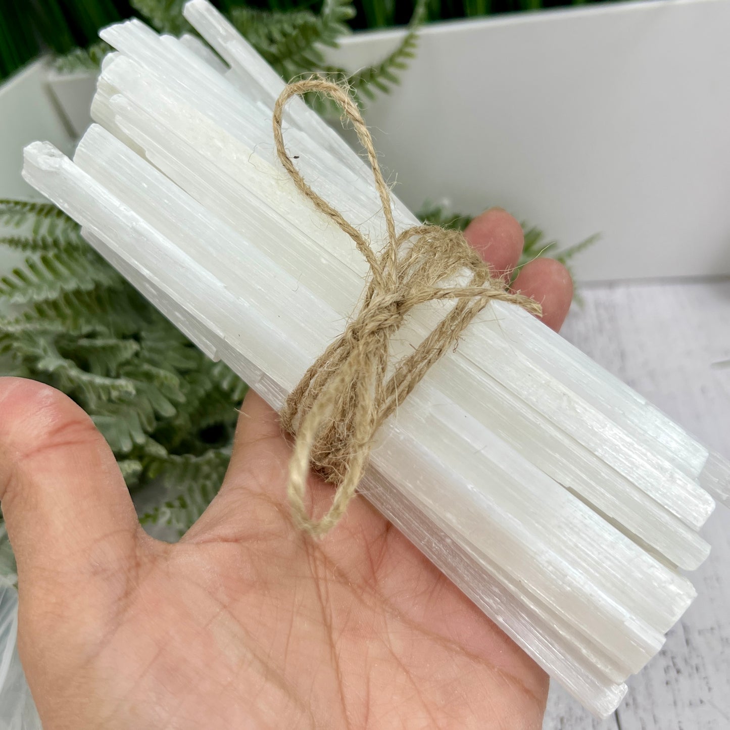 Satin Spar Selenite Moroccan Raw Sticks Wands Healing Crystals 450g 14-17cm