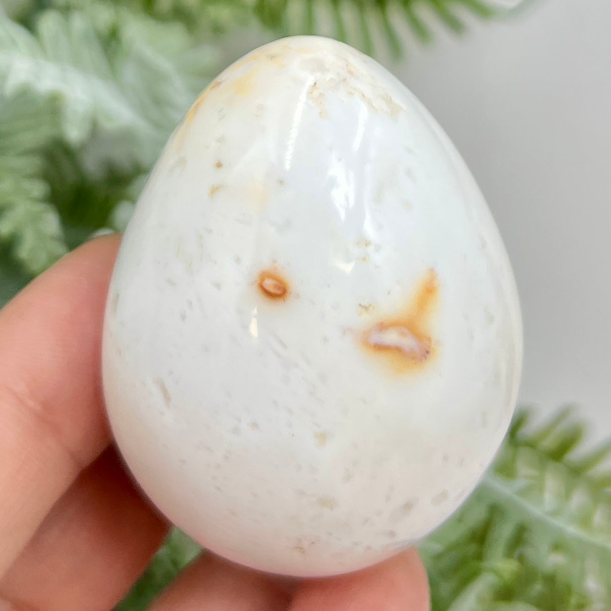 Agate Egg with Stand Healing Crystal 108g