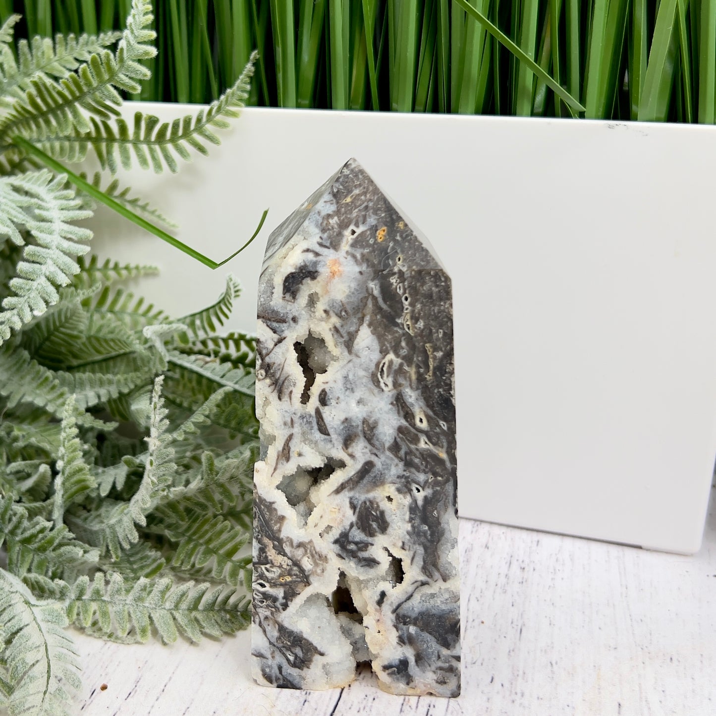 Sphalerite Quartz Druzy Tower Crystal Generator 540g 135mm