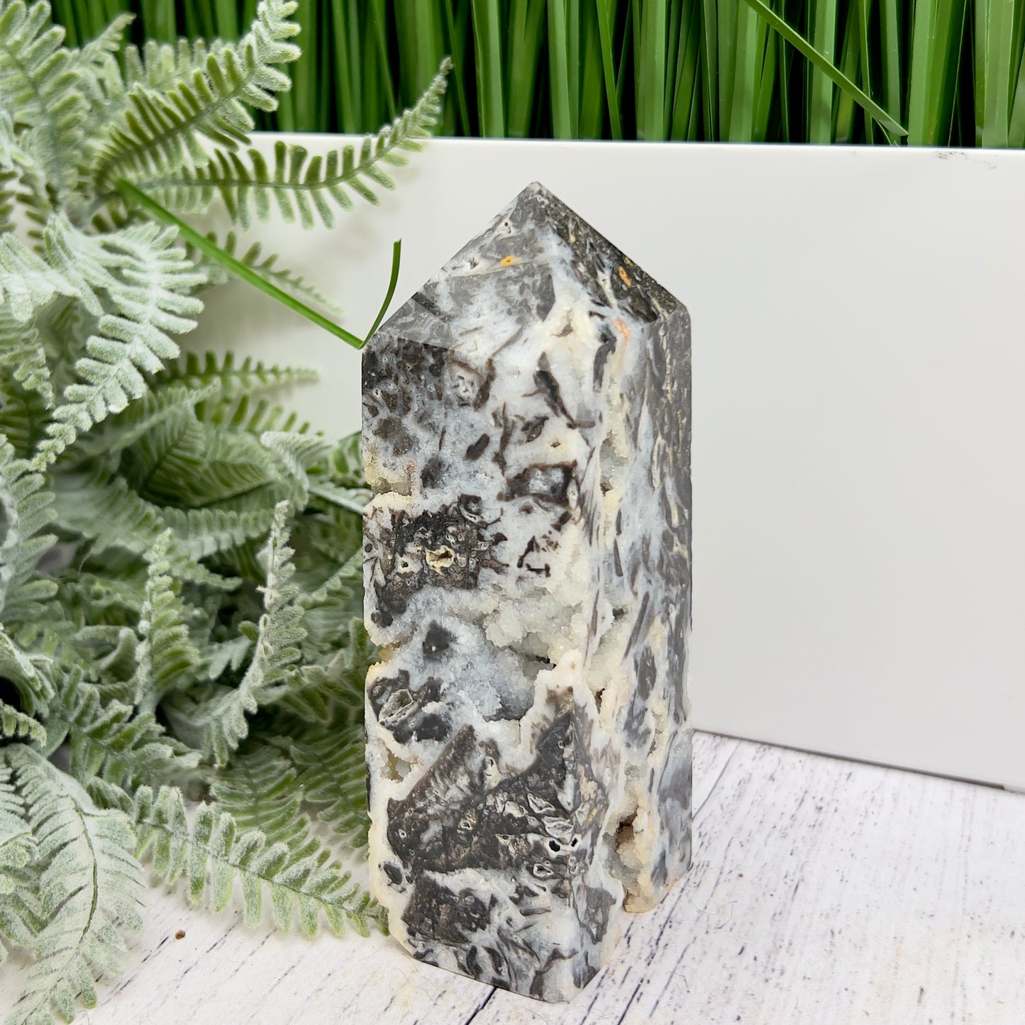 Sphalerite Quartz Druzy Tower Crystal Generator 540g 135mm