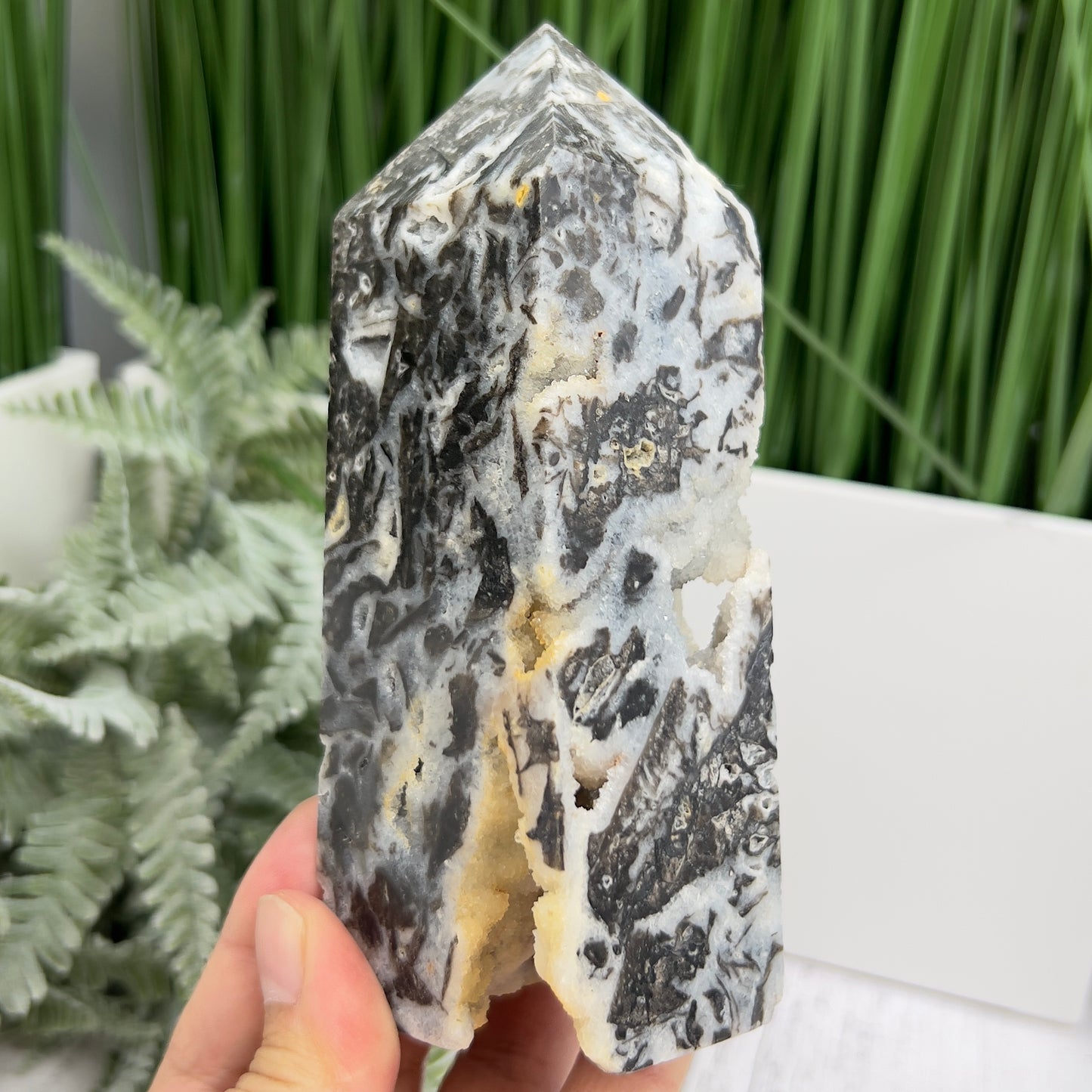 Sphalerite Quartz Druzy Tower Crystal Generator 540g 135mm