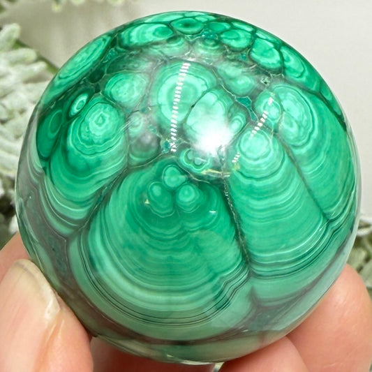 Malachite Sphere High Quality Crystal Ball 135g 41mm Diameter