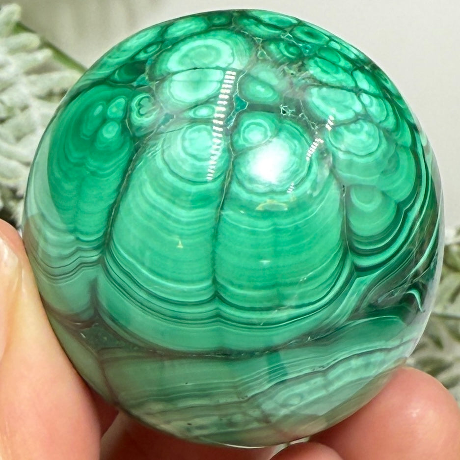Malachite Sphere High Quality Crystal Ball 135g 41mm Diameter