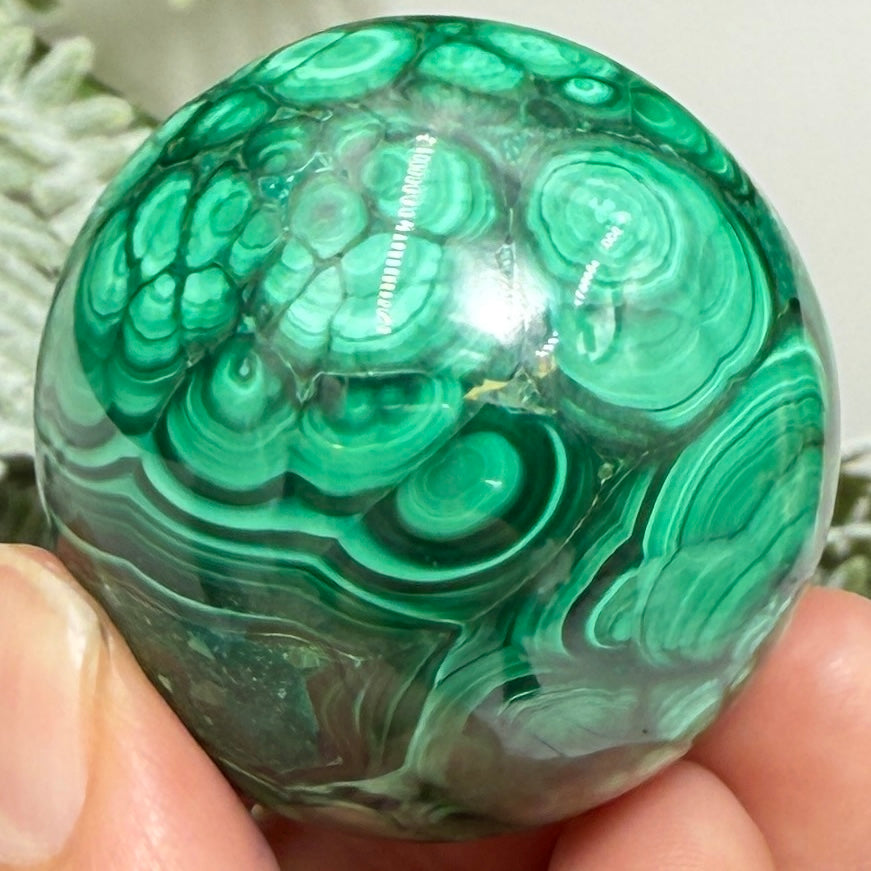 Malachite Sphere High Quality Crystal Ball 135g 41mm Diameter
