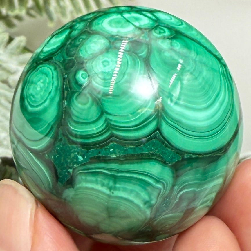 Malachite Sphere High Quality Crystal Ball 135g 41mm Diameter