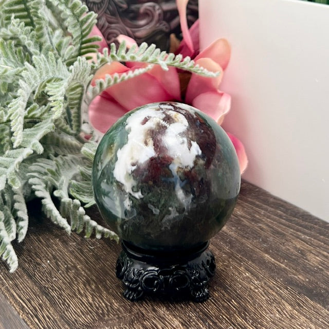 Moss Agate Green Red Sphere Healing Crystal Ball 243g 55mm