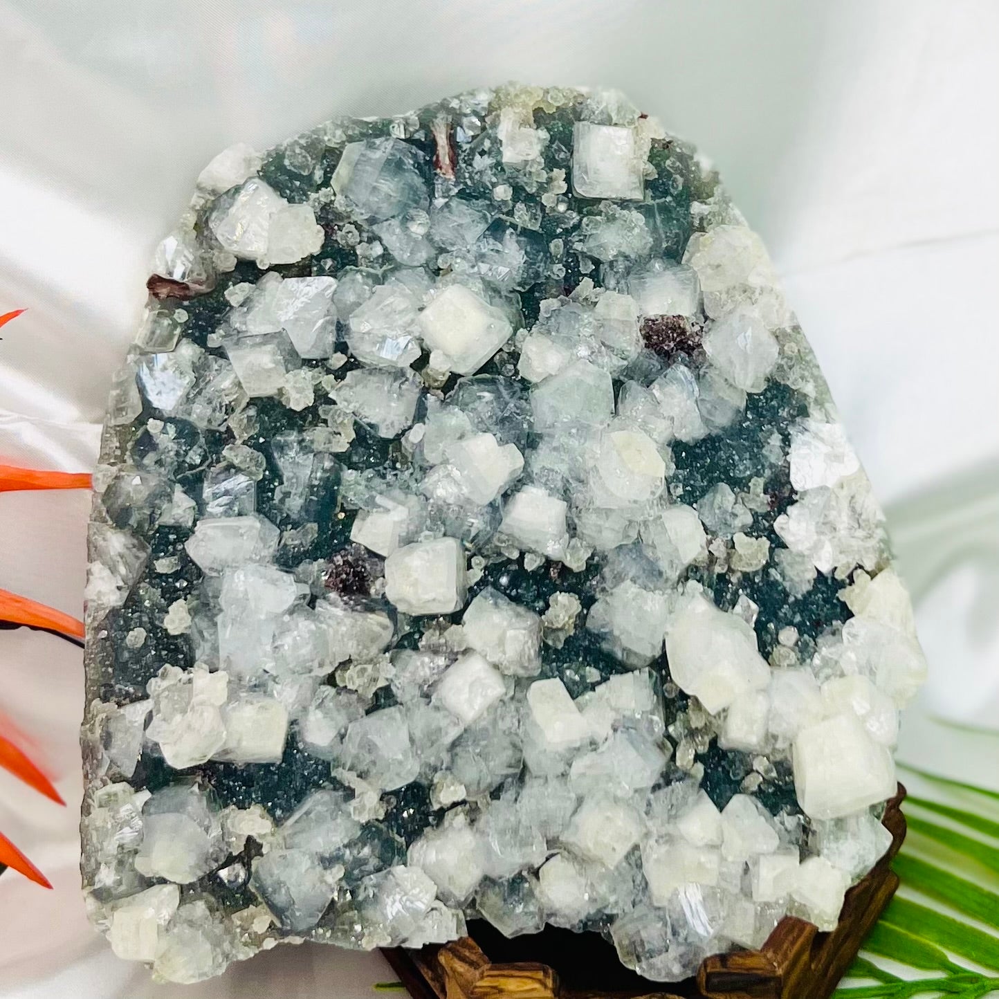 Large Apophyllite Cluster Specimen 2437g